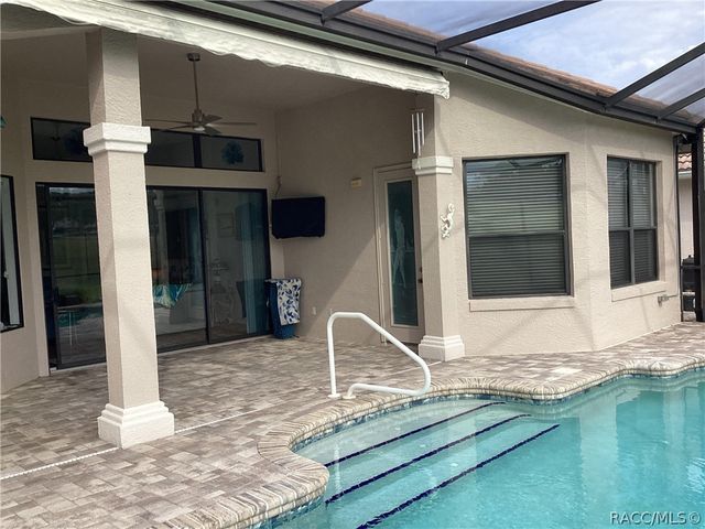 84 W Doerr Path, Hernando, FL 34442