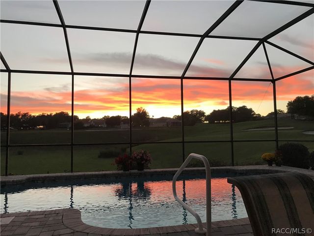 84 W Doerr Path, Hernando, FL 34442