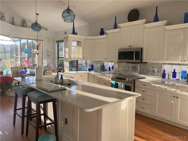 84 W Doerr Path, Hernando, FL 34442