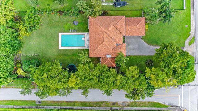 6950 SW 97th Avenue, Miami, FL 33173