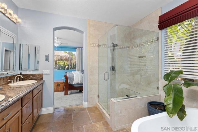 218 Falcon Pl, San Marcos, CA 92069