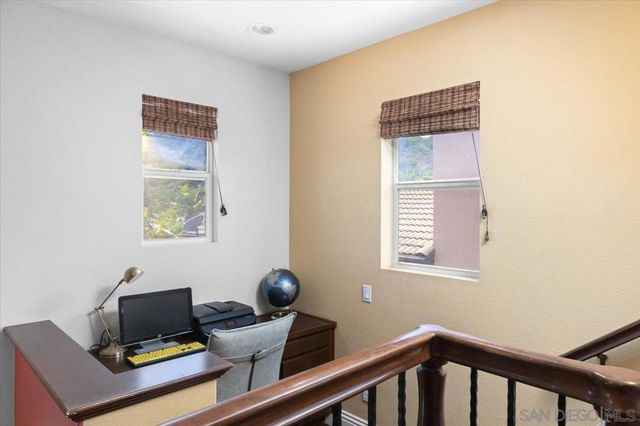 218 Falcon Pl, San Marcos, CA 92069