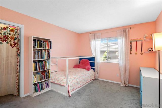 218 Falcon Pl, San Marcos, CA 92069