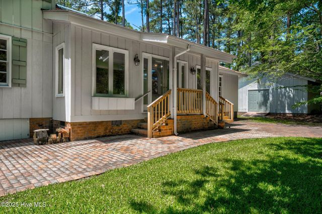 1213 Cheshire Lane, Rocky Mount, NC 27803