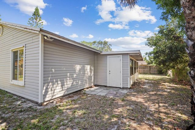 19026 SE Mayo Drive, Jupiter, FL 33469