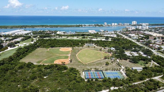 19026 SE Mayo Drive, Jupiter, FL 33469