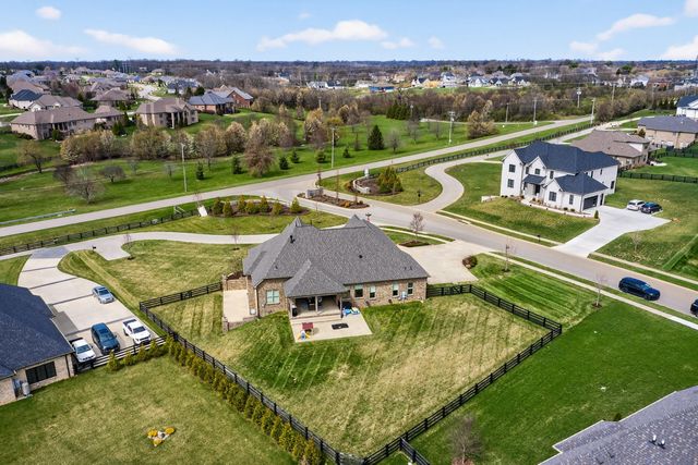 100 Blue Wing Pass, Nicholasville, KY 40356