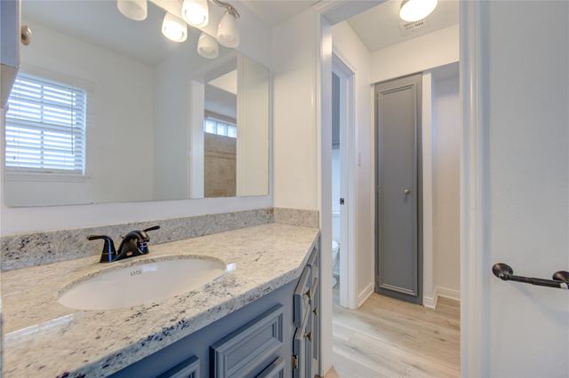 3224 Teakwood Circle, Dickinson, TX 77539