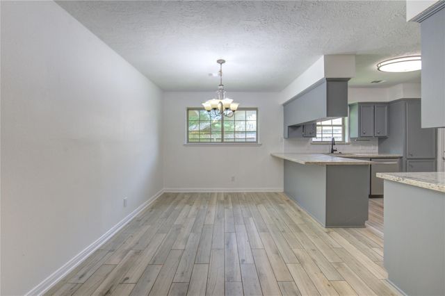 3224 Teakwood Circle, Dickinson, TX 77539