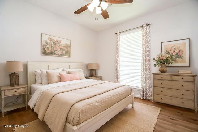 2303 Willow Boulevard, Pearland, TX 77581