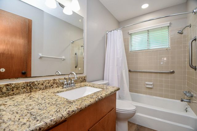 2303 Willow Boulevard, Pearland, TX 77581