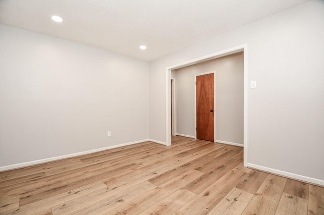 2303 Willow Boulevard, Pearland, TX 77581