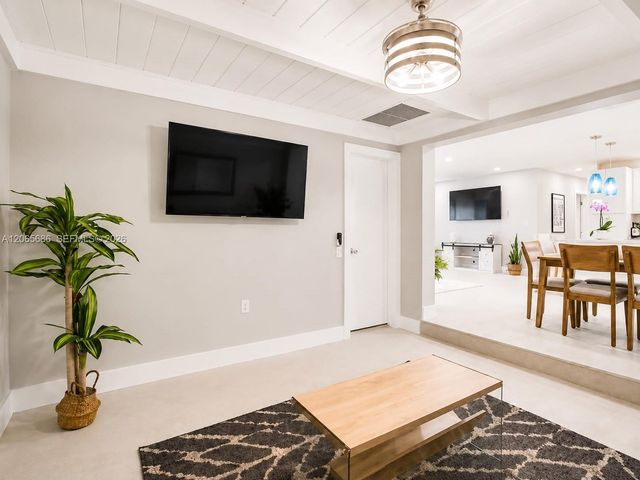 1321 NE 26th Terrace, Pompano Beach, FL 33062
