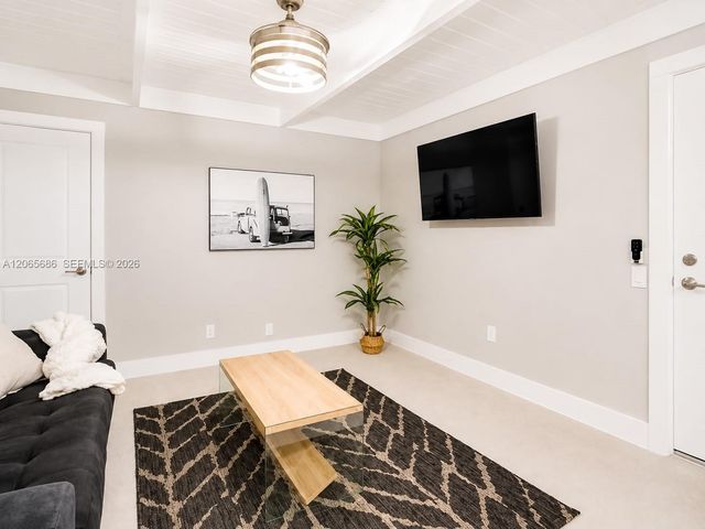 1321 NE 26th Terrace, Pompano Beach, FL 33062