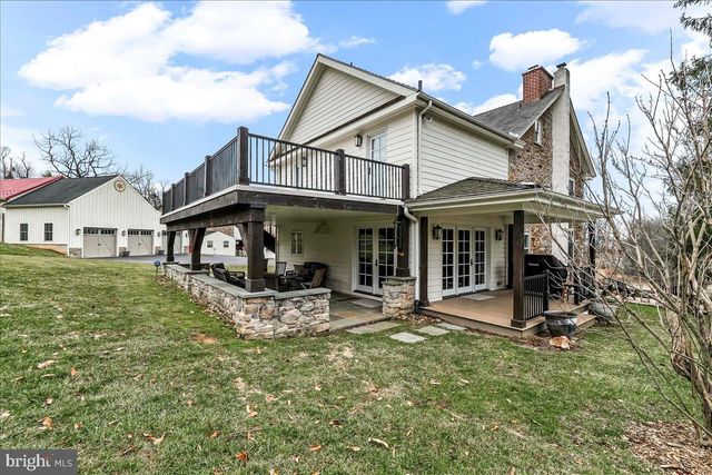 2563 VERONICA DR, Chester Springs, PA 19425