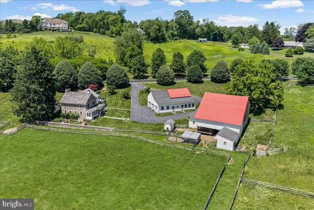 2563 VERONICA DR, Chester Springs, PA 19425