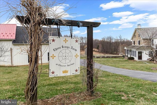 2563 VERONICA DR, Chester Springs, PA 19425