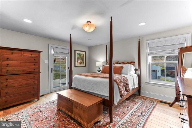 2563 VERONICA DR, Chester Springs, PA 19425