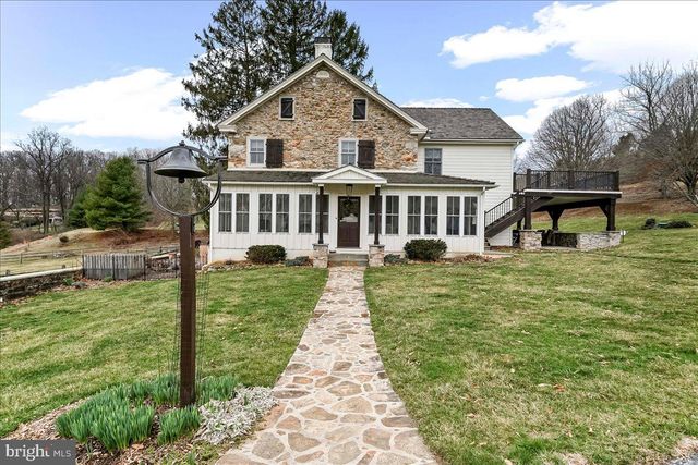 2563 VERONICA DR, Chester Springs, PA 19425