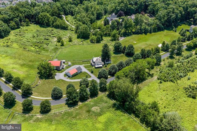 2563 VERONICA DR, Chester Springs, PA 19425