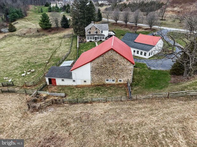 2563 VERONICA DR, Chester Springs, PA 19425