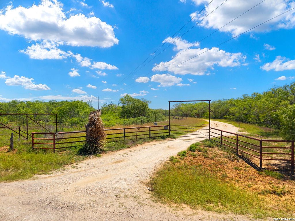 TBD Ralph Coughran, Pleasanton, TX 78064