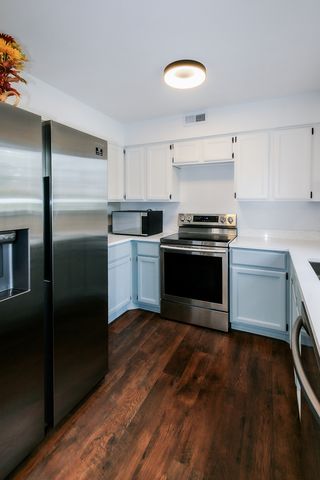 1275 E Baldwin Lane 306, Palatine, IL 60074