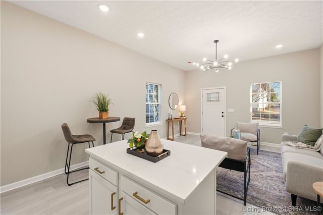 1711 Ekin Avenue, New Albany, IN 47150