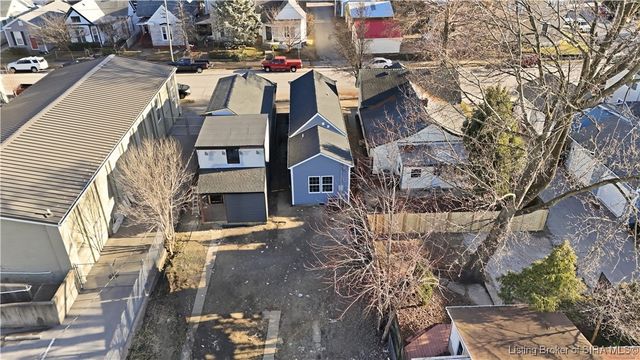 1711 Ekin Avenue, New Albany, IN 47150