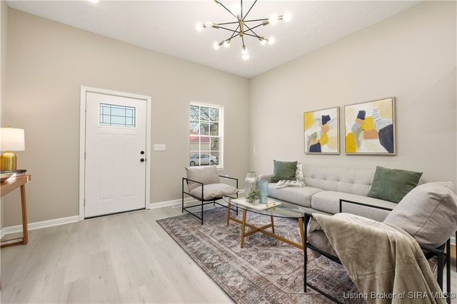 1711 Ekin Avenue, New Albany, IN 47150