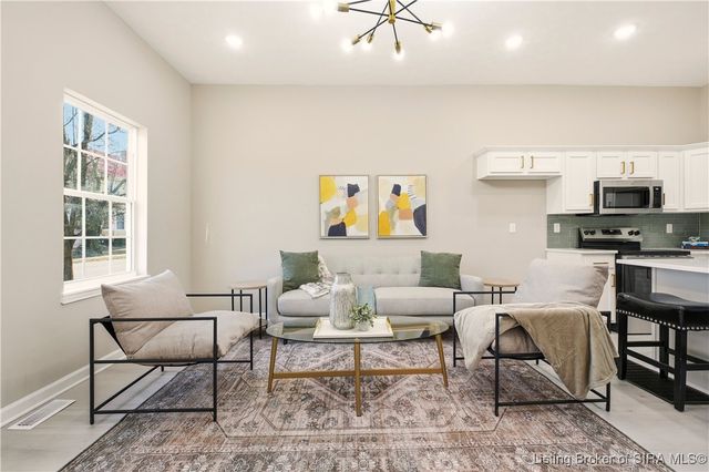 1711 Ekin Avenue, New Albany, IN 47150