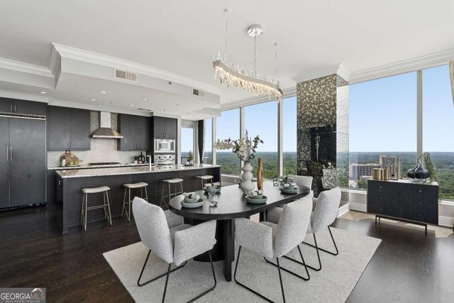 3630 Peachtree Road NE 2404, Atlanta, GA 30326