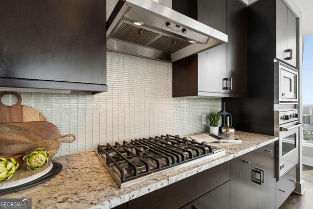 3630 Peachtree Road NE 2404, Atlanta, GA 30326