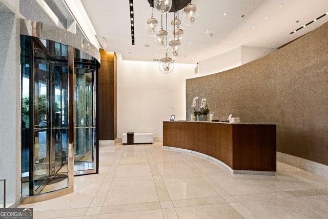 3630 Peachtree Road NE 2404, Atlanta, GA 30326