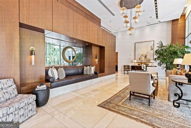 3630 Peachtree Road NE 2404, Atlanta, GA 30326