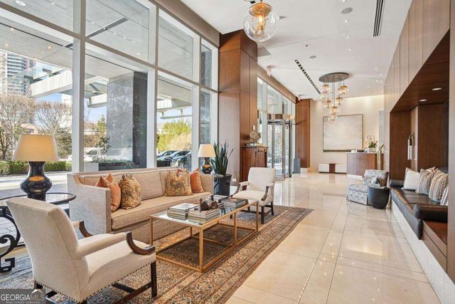 3630 Peachtree Road NE 2404, Atlanta, GA 30326