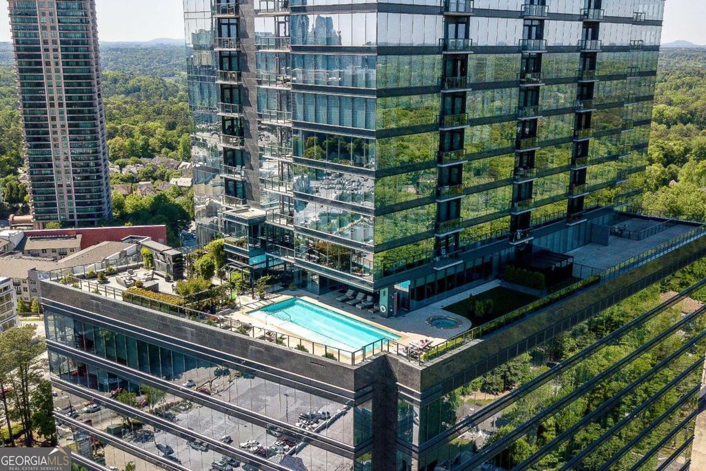 3630 Peachtree Road NE 2404, Atlanta, GA 30326