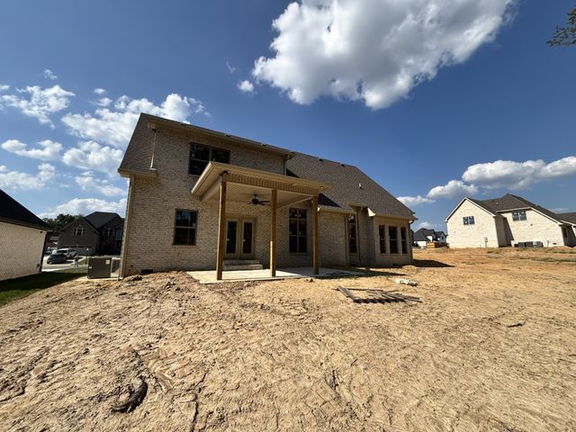 277 Young lane, Pleasant View, TN 37146