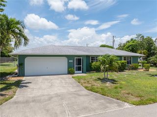 1209 SE 12th ST, Cape Coral, FL 33990