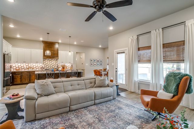 324 Zion Forest Trail, Poolville, TX 76487