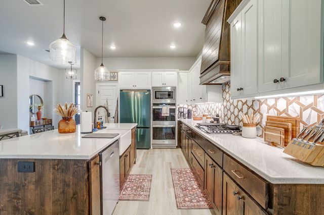 324 Zion Forest Trail, Poolville, TX 76487