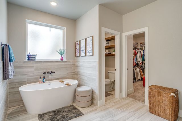 324 Zion Forest Trail, Poolville, TX 76487