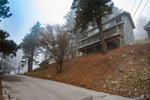 31558 Ocean View Drive, Running Springs, CA 92382