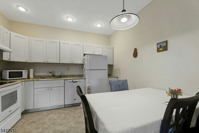 6412 Richmond Rd 6412, West Milford Twp., NJ 07480