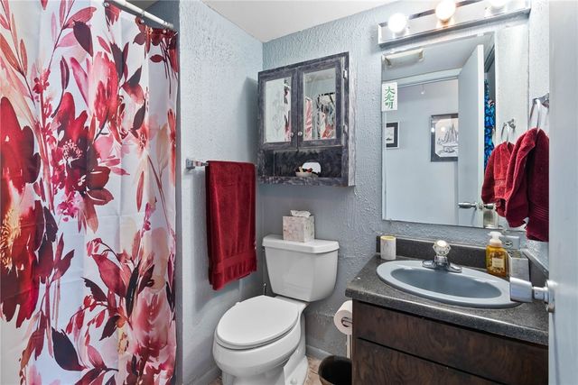 3402 Ocean Dr 5, Corpus Christi, TX 78411