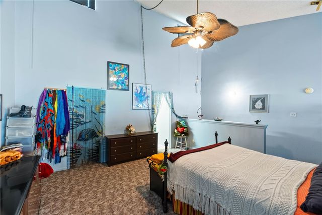 3402 Ocean Dr 5, Corpus Christi, TX 78411