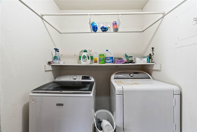 3402 Ocean Dr 5, Corpus Christi, TX 78411