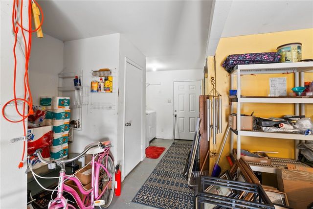 3402 Ocean Dr 5, Corpus Christi, TX 78411