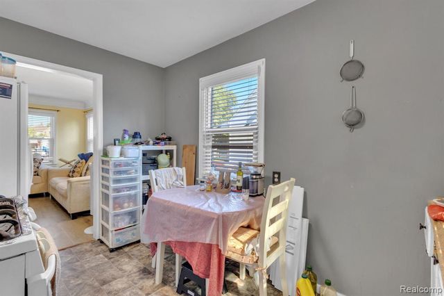 2129 Geneva Street, Dearborn, MI 48124