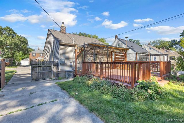 2129 Geneva Street, Dearborn, MI 48124